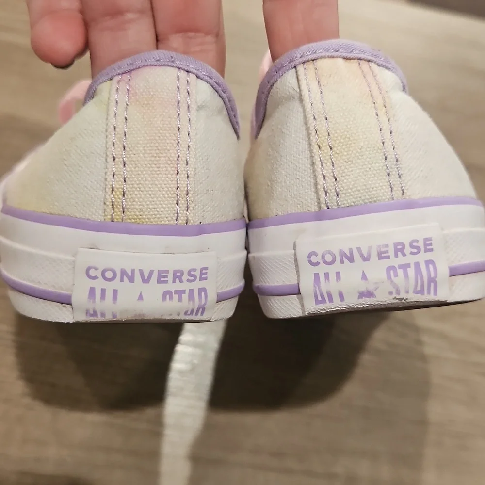 Converse chic sneakers